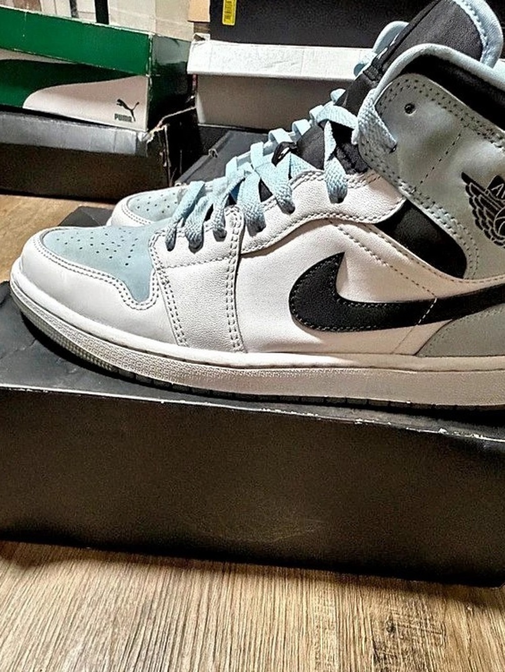 Nike Air Jordan 1 High Top Sneakers White & Blue US size 9